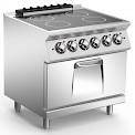 Ceramic core 4 x 2.5 kW with round
ø 220 mm plates and electric
convection oven.