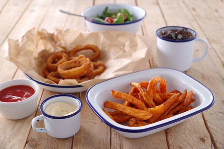 Naczynie prostokątne emaliowane 175x130 mm HENDI 621202