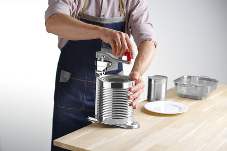 Otwieracz do konserw - długość 550 mm HENDI 690000