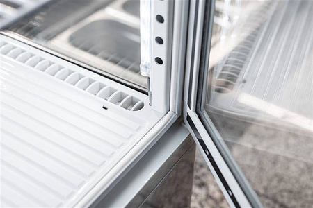 Witryna chłodnicza | cukiernicza | nablatowa | 78 l | RT82WE (RT79)