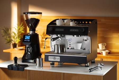 Ekspres do kawy JULIA Compact, 2-grupowy, automatyczny, czarny HENDI 207499