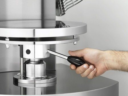 Prasa do ciasta do pizzy Cuppone Pizzaform | Ø35-38 cm | 400 placków/h | 4,2 kW | PZF/35DS