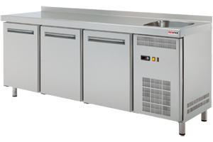 Stół chłodniczy trzydrzwiowy ze zlewem | Red Fox RT 3DS