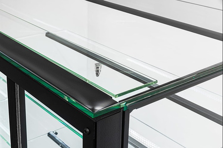 Witryna cukiernicza chłodnicza Dolce Visione Breve Premium 700 | podświetlany cokół | wersja obniżona | 700x670x1110+/-10 mm