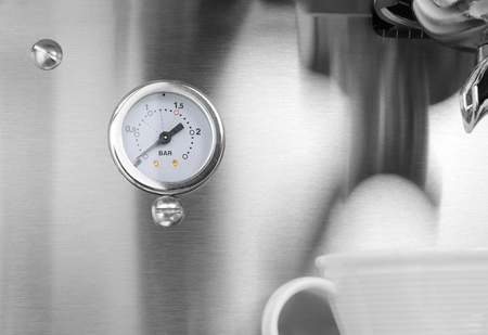 Ekspres do kawy ROMEO PRO, 1-grupowy, automatyczny, z pompą ro HENDI 207659