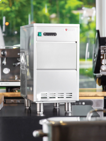 Kostkarka do lodu RQ45 | 45kg/24h | chłodzona powietrzem