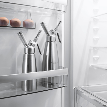 Syfon do bitej śmietany Profi Line ze stali nierdzewnej, 0,5l HENDI 588017