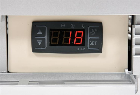 WITRYNA CHŁODNICZA 78L 42x38x96 SREBRNA | YG-05057